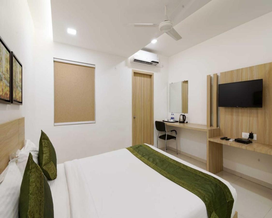 The Perch Hotel Visakhapatnam Ngoại thất bức ảnh
